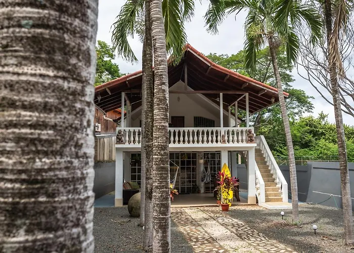 Mai Ke Kai Surf House * Tamarindo