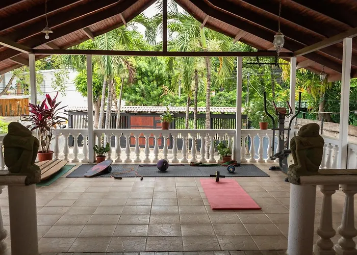 Mai Ke Kai Surf House
